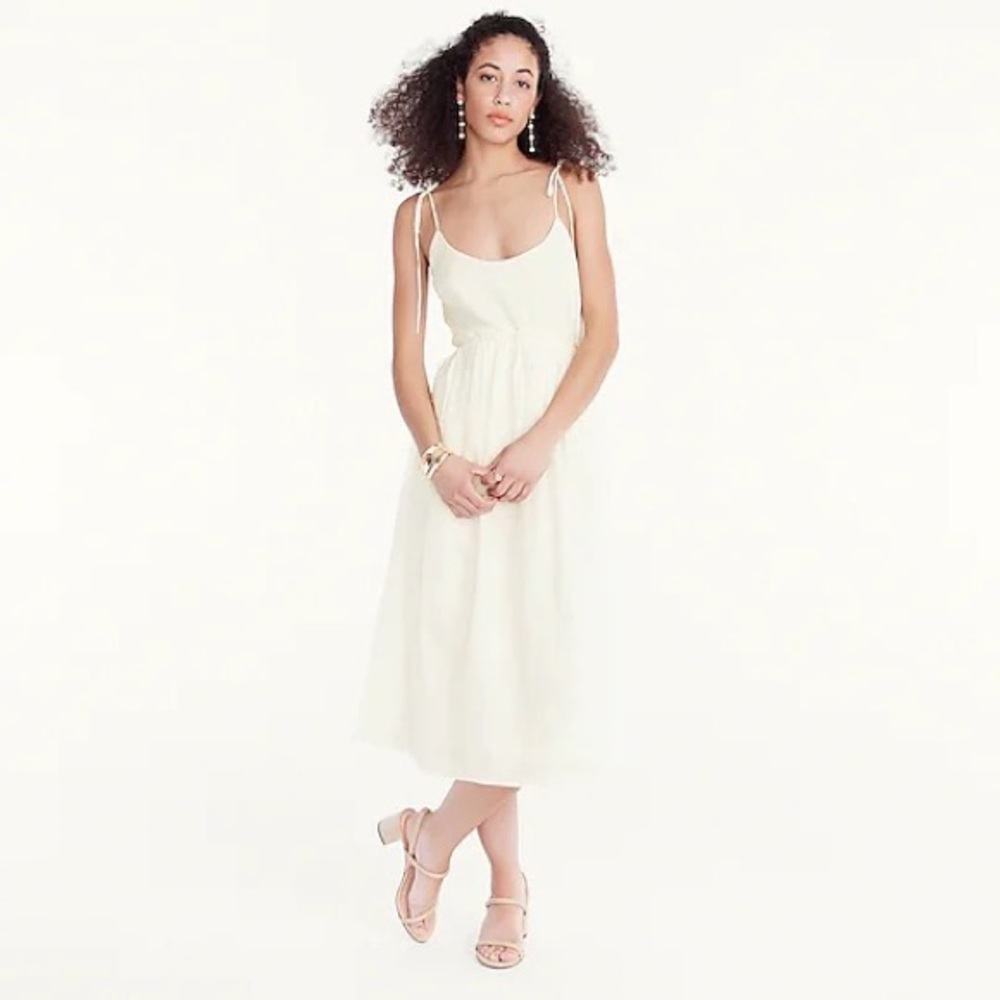 Scoopneck dress in ramie